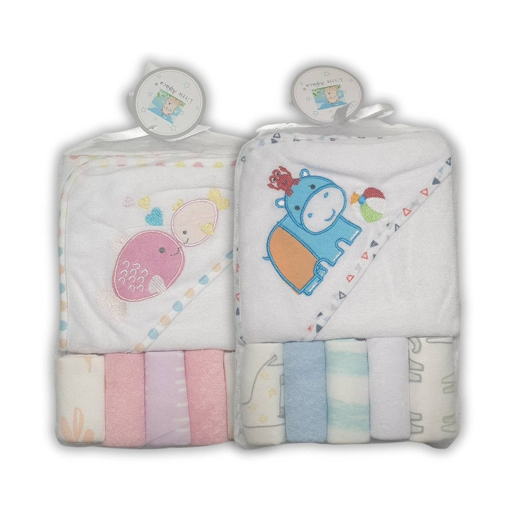 Hooded Towel and Washcloths Set